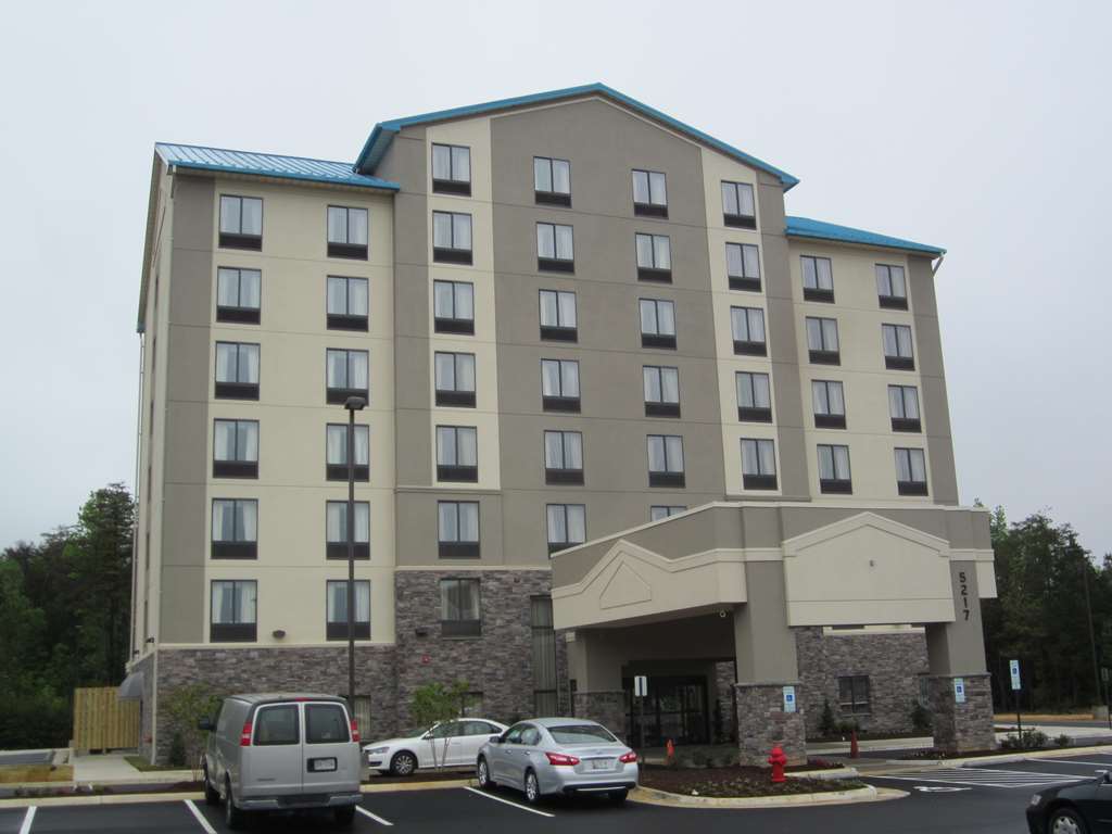 Best Western Plus Thornburg Inn & Suites Exterior photo